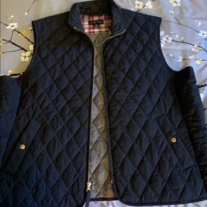 Lands End black vest!